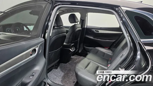 Hyundai Grandeur (New) Hybrid — Фото автомобиля 17