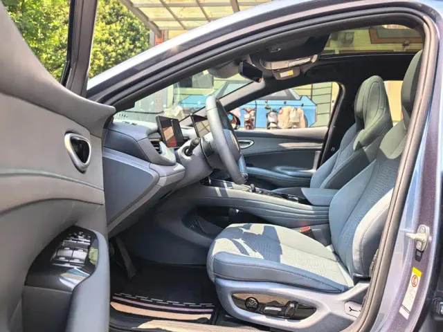 BYD Seal 06 GT — Фото автомобиля 5