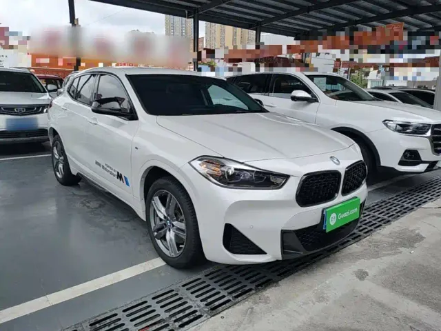 BMW X2 — Фото автомобиля 3