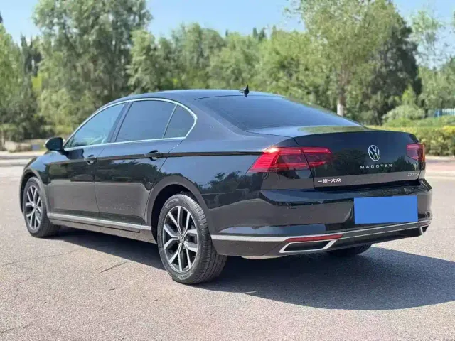 Volkswagen Magotan — Фото автомобиля 9