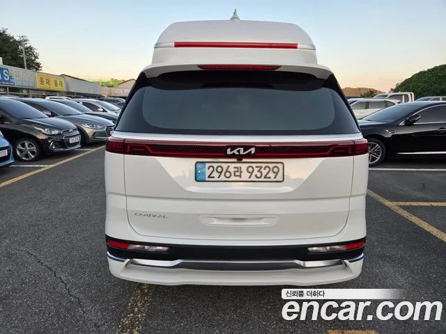 Kia Carnival 4th Gen — Фото автомобиля 4
