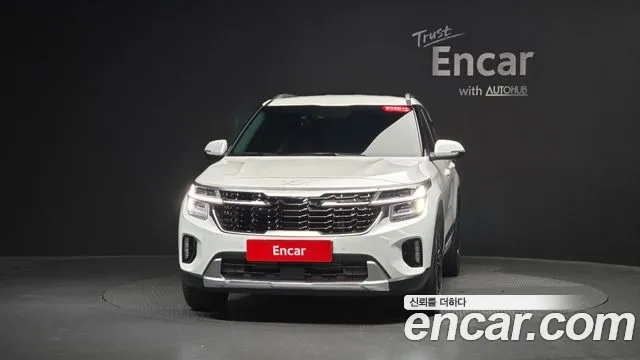 Kia Seltos Бензин 1.6 турбо 2WD — Фото автомобиля 3
