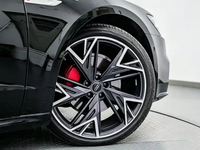 Audi A7L — Фото автомобиля 6