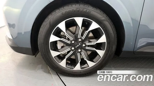 Kia Canival Carnival 4 поколение Дизель 9 мест Prestige — Фото автомобиля 5