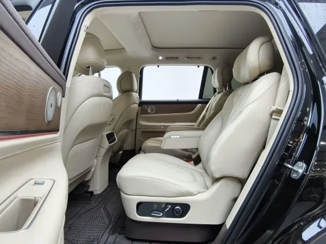 AITO Wenjie AITO M9 2024 Range Extender Max 52kWh 6-seater — Фото автомобиля 8