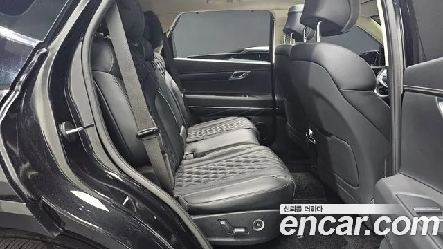 Genesis GV80 — Фото автомобиля 17