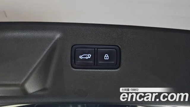 Hyundai Santafe Santa Fe (MX5) Бензин 2.5T 4WD — Фото автомобиля 20