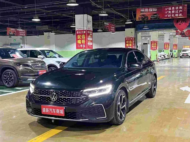 Фотография автомобиля — Volkswagen Passat