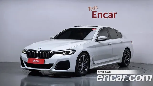 Фотография автомобиля — BMW 5 Series G30