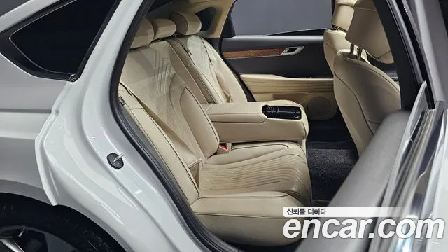 Genesis G80 Бензин 2.5 турбо 2WD — Фото автомобиля 11