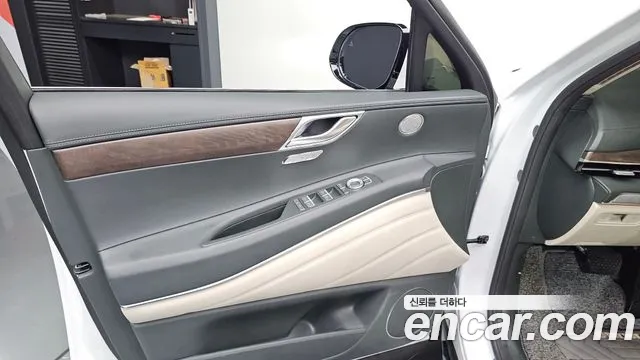 Genesis GV80 — Фото автомобиля 13