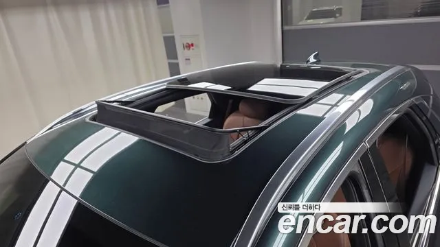 Genesis GV70 — Фото автомобиля 15