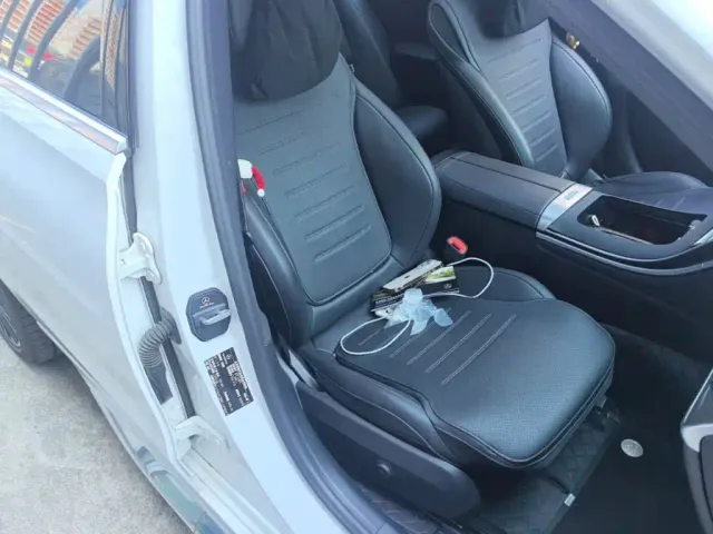 Mercedes-Benz C-Class — Фото автомобиля 24