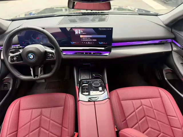 BMW i5 — Фото автомобиля 4