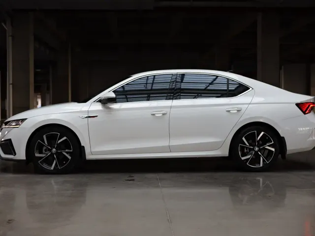 Skoda Octavia — Фото автомобиля 7