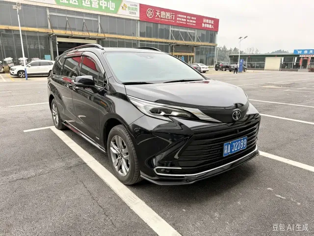Фотография автомобиля — Toyota Sienna