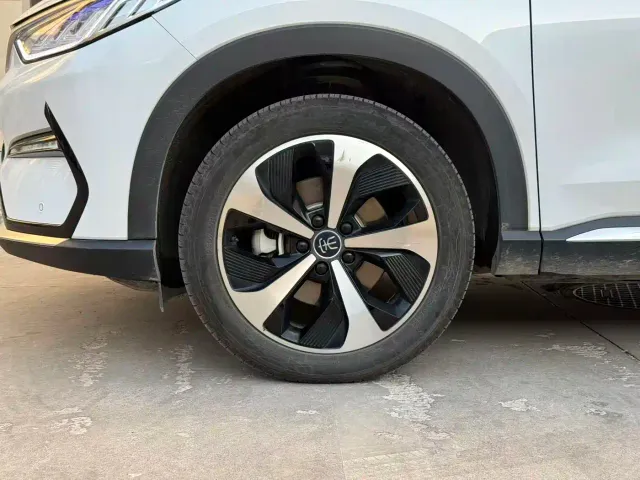 BYD Song PLUS — Фото автомобиля 3