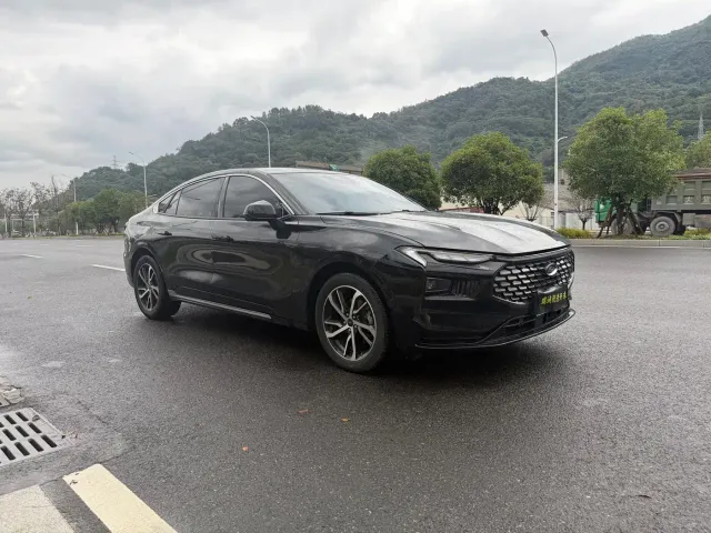 Ford Mondeo — Фото автомобиля 4