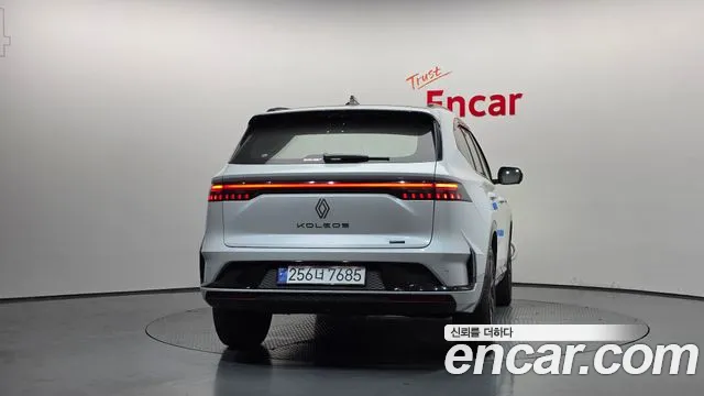 Renault-KoreaSamsung Grand Koleos Grand Koleos — Фото автомобиля 4