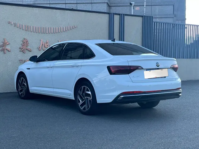 Volkswagen Sagitar 2024 300TSI DSG Flying Edition — Фото автомобиля 5