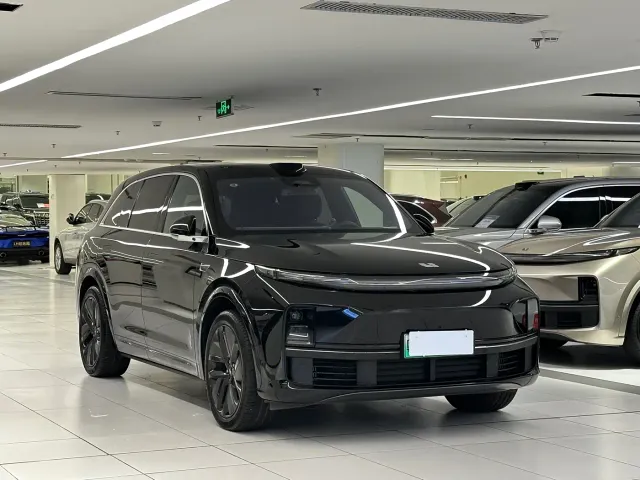 Li Auto L7 — Фото автомобиля 3