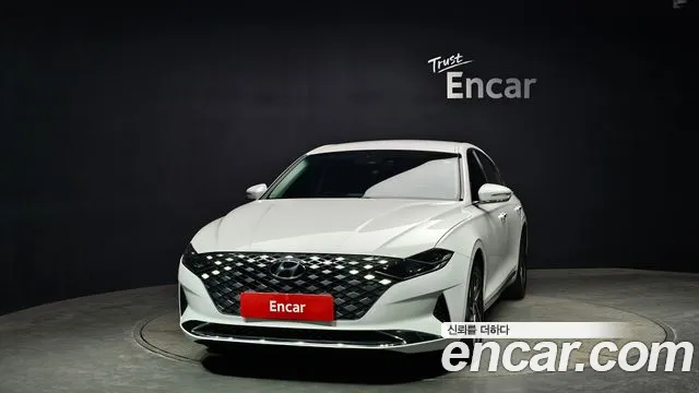 Hyundai Grandeur Новый Grandeur IG — Фото автомобиля 3