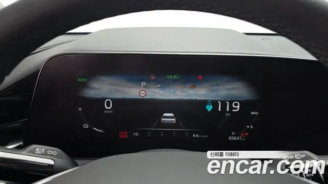 Kia Niro — Фото автомобиля 8