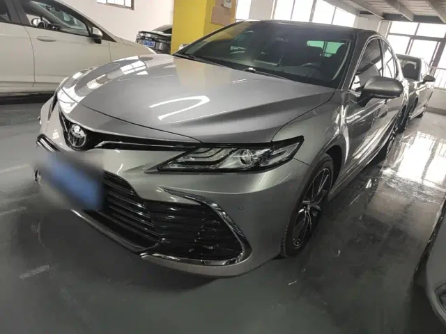 Фотография автомобиля — Toyota Camry