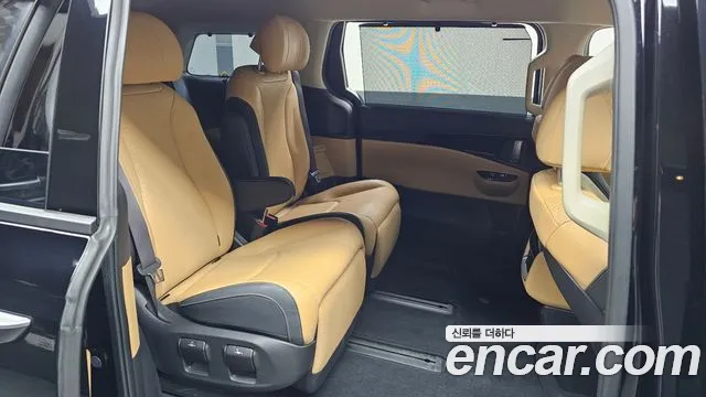 Kia Canival Carnival 4 поколение Бензин 7 мест Noblesse — Фото автомобиля 3