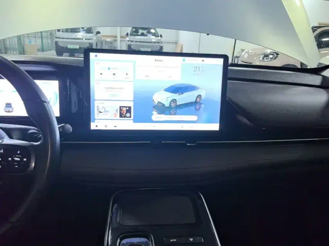 GAC Aion S Plus — Фото автомобиля 12