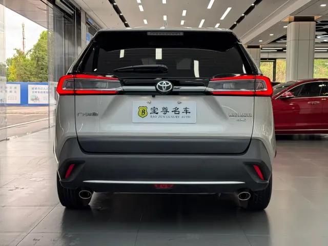 Toyota Wildlander — Фото автомобиля 4