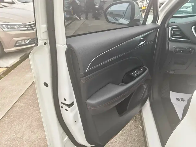 GAC Trumpchi GS4 PLUS — Фото автомобиля 14