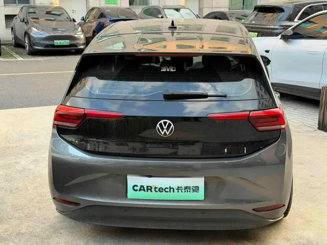 Volkswagen ID.3 — Фото автомобиля 4