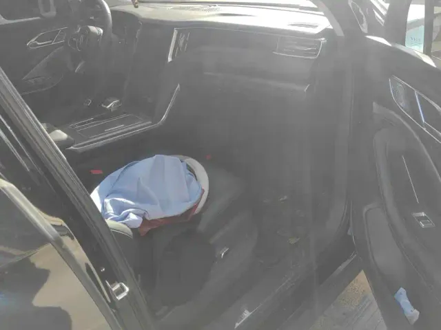 Hongqi Hongqi HS7 PHEV 2024 2.0T PHEV 2WD Flagship 7-seater — Фото автомобиля 8