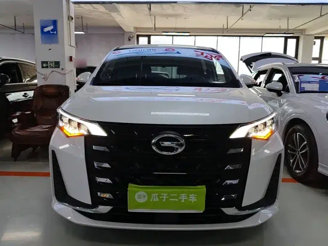GAC Trumpchi M6 — Фото автомобиля 2