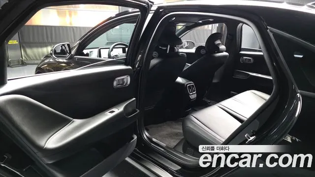 Hyundai Ioniq 6 — Фото автомобиля 16