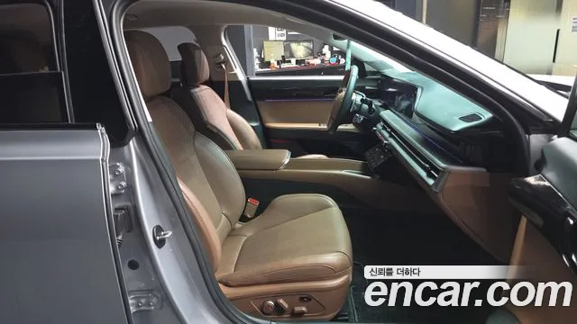 Hyundai Grandeur GN7 — Фото автомобиля 17