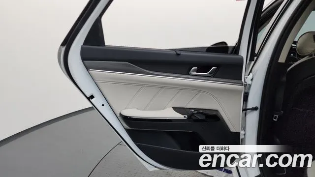 Kia K5 Signature — Фото автомобиля 23