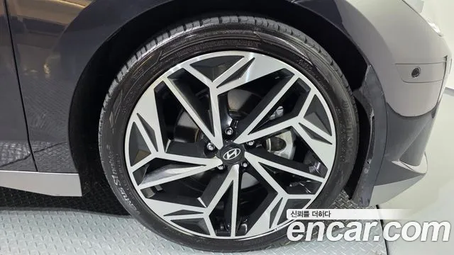Hyundai Ioniq 6 — Фото автомобиля 5