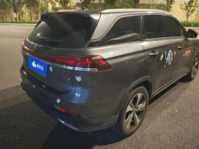 Changan X7 Plus — Фото автомобиля 3