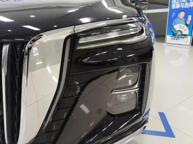 Hongqi H5 — Фото автомобиля 5