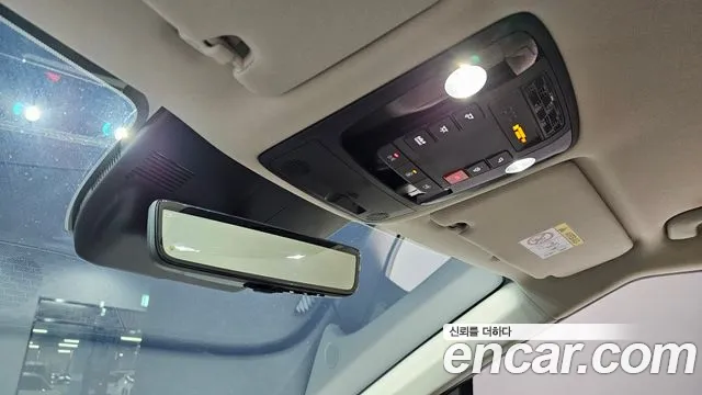 Kia Carnival — Фото автомобиля 17