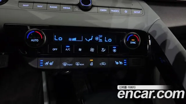 Hyundai Avante CN7 — Фото автомобиля 23