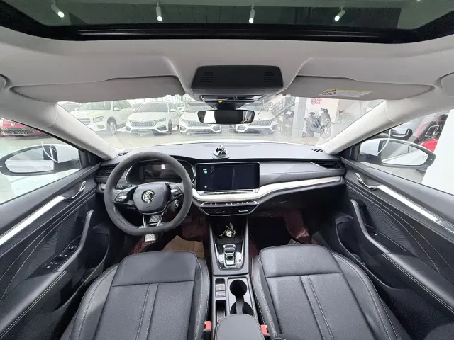 Skoda Octavia — Фото автомобиля 10