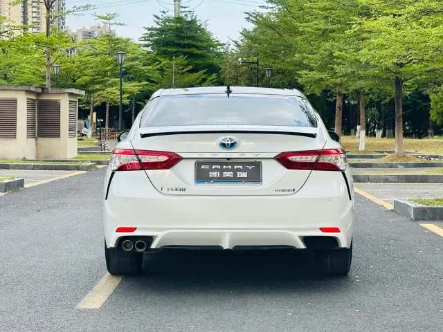 Toyota Camry — Фото автомобиля 5