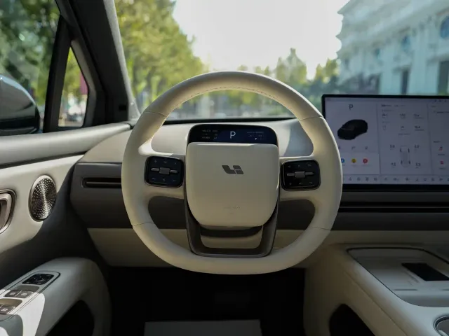 Li Auto i6 — Фото автомобиля 10