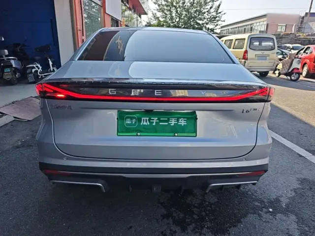 Geely Galaxy L6 — Фото автомобиля 5
