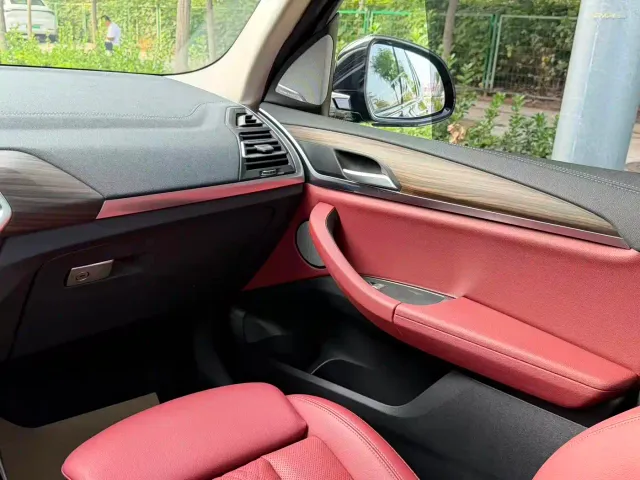 BMW X3 — Фото автомобиля 12