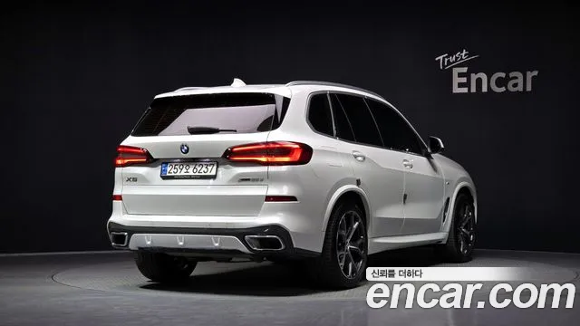 BMW X5 — Фото автомобиля 2