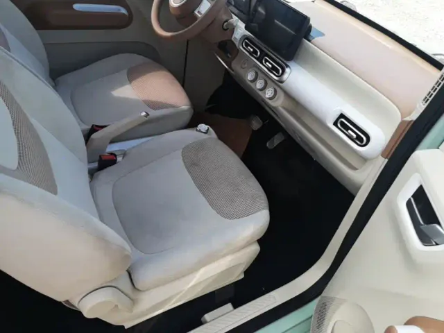 Wuling Hongguang Mini EV — Фото автомобиля 24